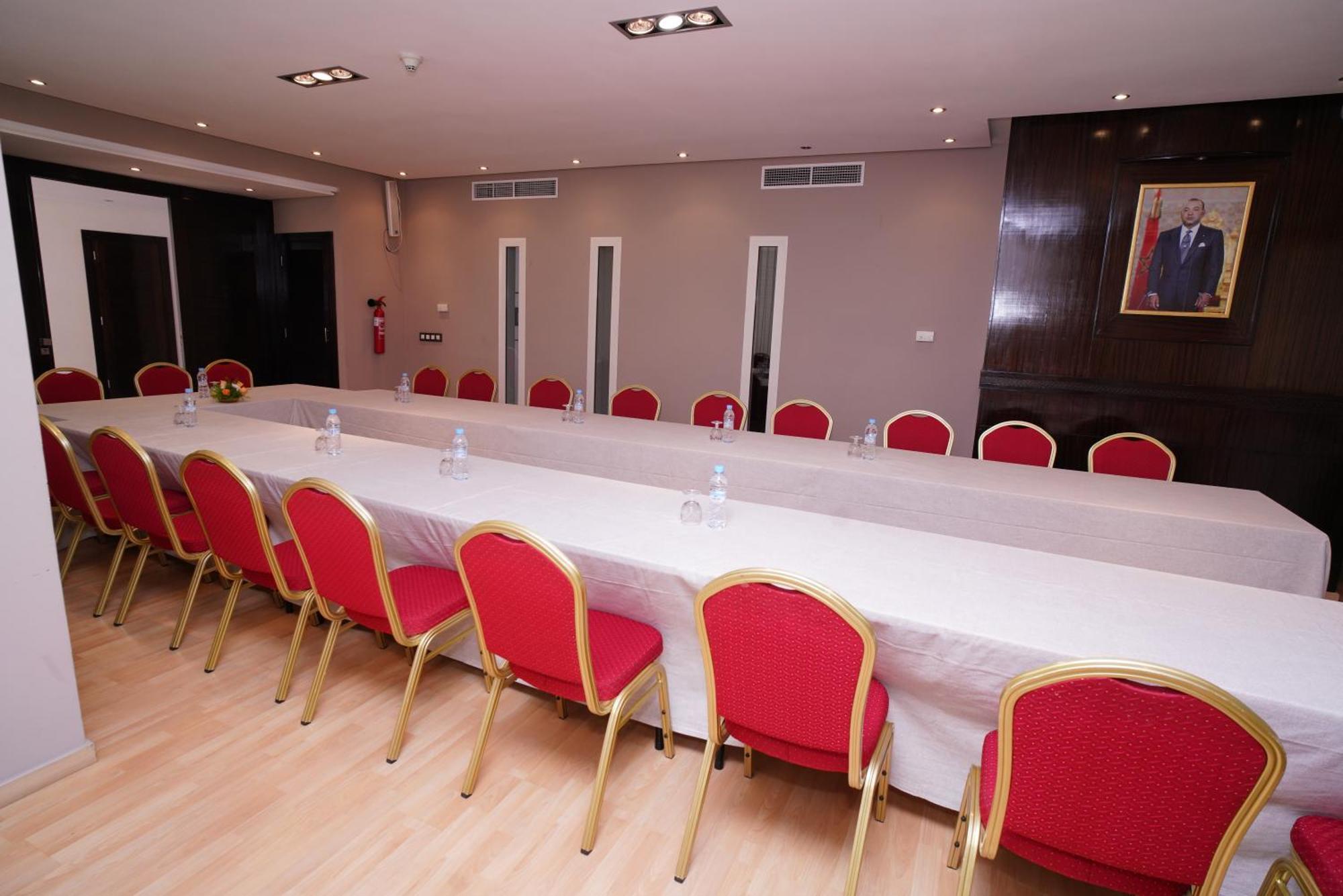 Hotel La Capitale Rabat Zewnętrze zdjęcie